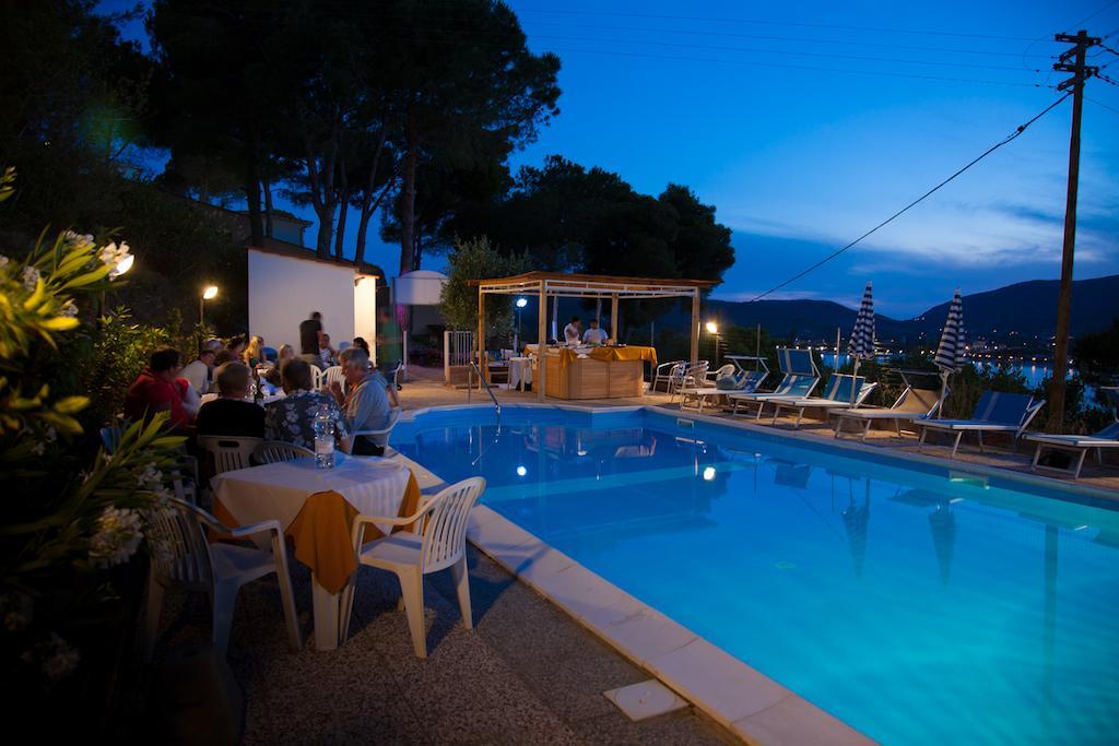 Residence Vacanza Mare Marina di Campo Ngoại thất bức ảnh